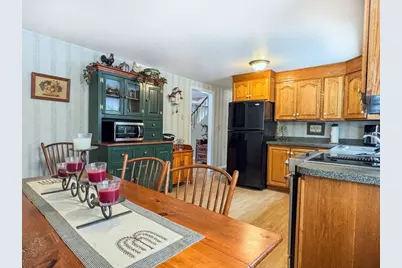 132 Poplar Street, Greenfield, MA 01301 - Photo 8