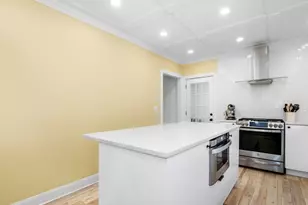 29 Commonwealth Rd, Watertown, MA 02472 - Photo 6