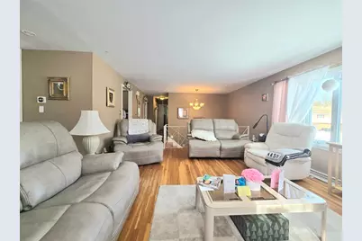 45 Birchwood Ter, Dartmouth, MA 02747 - Photo 8