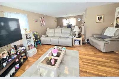 45 Birchwood Ter, Dartmouth, MA 02747 - Photo 6