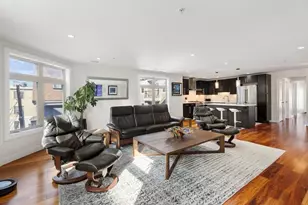 112 W 9th St, Boston, MA 02127 - Photo 6
