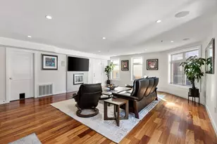 112 W 9th St, Boston, MA 02127 - Photo 4