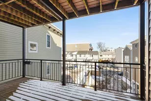 112 W 9th St, Boston, MA 02127 - Photo 12