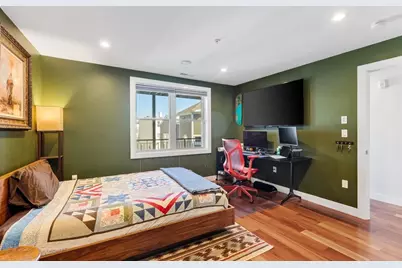 112 W 9th St. #2, Boston, MA 02127 - Photo 16