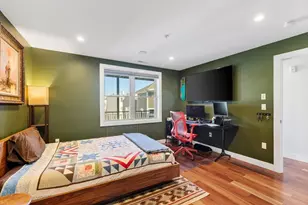 112 W 9th St, Boston, MA 02127 - Photo 16