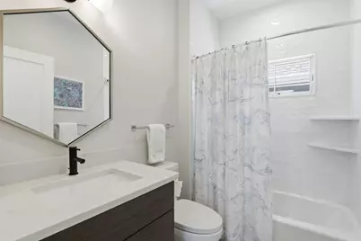 39 Verndale St #39, Brookline, MA 02446 - Photo 16