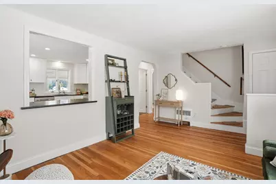 41 Vogel St, Boston, MA 02132 - Photo 4