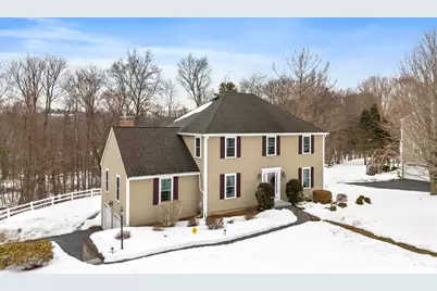 23 Otsego Dr, Hudson, MA 01749 - Photo 2