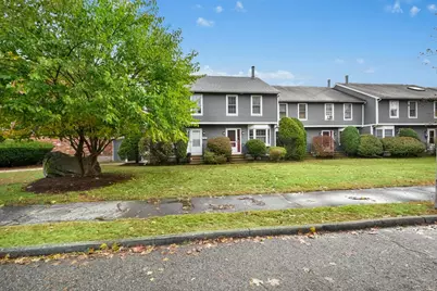 7 Mayberry Dr #H, Westborough, MA 01581 - Photo 2