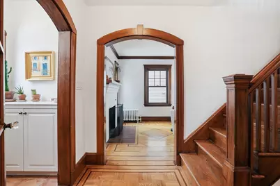 30 York Ter, Brookline, MA 02446 - Photo 6