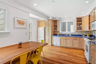 30 York Ter, Brookline, MA 02446 - Photo 10