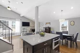 24 Worcester Rd, Peabody, MA 01960 - Photo 4