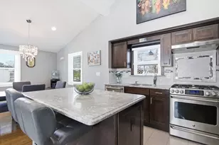 24 Worcester Rd, Peabody, MA 01960 - Photo 6