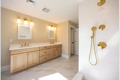 49 Thomas Mann Circle #29, Norfolk, MA 02056 - Photo 6