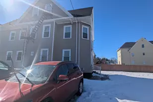 15-17 278 Emmett Beacon and Point, Providence, RI 02903 - Photo 4