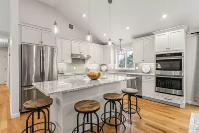 12 Tara Road, Peabody, MA 01960 - Photo 6