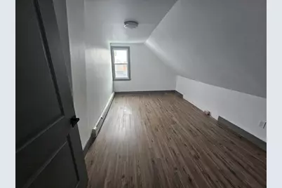 10-12 Richmond St, Adams, MA 01220 - Photo 16