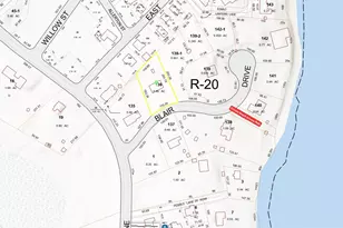 8 Blair Dr, Kingston, MA 02364 - Photo 2