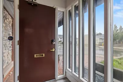 54 Winthrop St, Taunton, MA 02780 - Photo 10