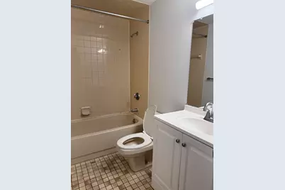 12 9th St #204, Medford, MA 02155 - Photo 4