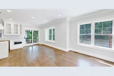 101 Sumner Road #2, Brookline, MA 02445 - Photo 4