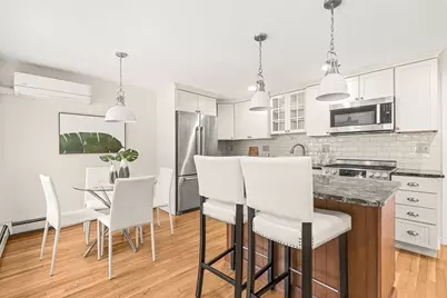 15 Kent Sq, Brookline, MA 02446 - Photo 10