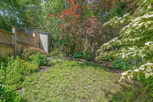 15 Kent Square, Brookline, MA 02446 - Photo 24