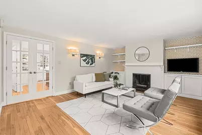 15 Kent Sq #15, Brookline, MA 02446 - Photo 2