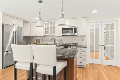 15 Kent Sq #15, Brookline, MA 02446 - Photo 6