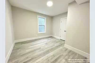 23 Mount Vernon St #2, Boston, MA 02125 - Photo 6