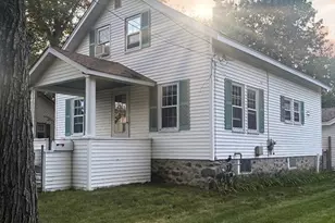 10 Lawrence St, Billerica, MA 01862 - Photo 4