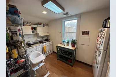 7 Jay St #3, Somerville, MA 02144 - Photo 4