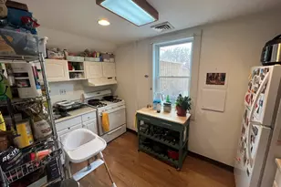 7 Jay St, Somerville, MA 02144 - Photo 4