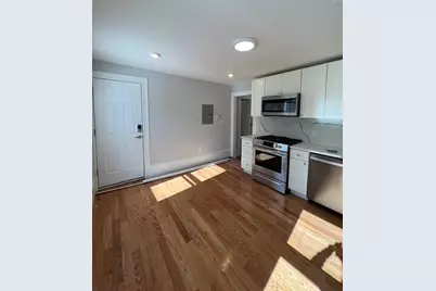 3 Mossland St #3, Somerville, MA 02143 - Photo 2