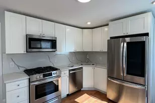 3 Mossland St, Somerville, MA 02143 - Photo 6