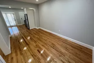 372 Oxford St, Somerville, MA 02144 - Photo 2