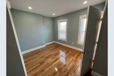 372 Oxford St #3, Somerville, MA 02144 - Photo 8