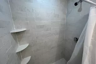 372 Oxford St, Somerville, MA 02144 - Photo 18