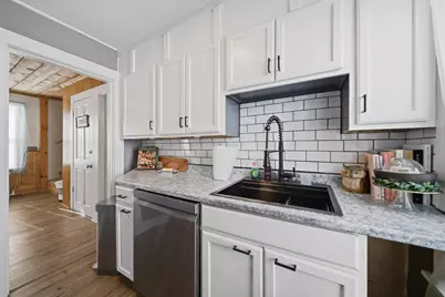 69-71 Providence Rd, Northbridge, MA 01588 - Photo 4