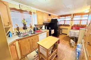 331 Burncoat St, Worcester, MA 01606 - Photo 6