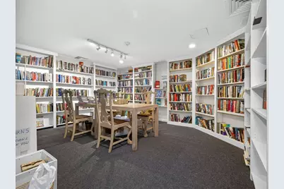 280 Boylston St #713, Newton, MA 02467 - Photo 20