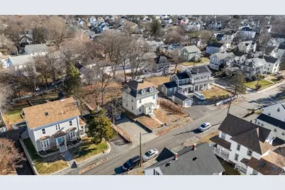 6 Highland St, Woburn, MA 01801 - Photo 6