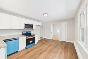 101 Perkins St, Somerset, MA 02725 - Photo 14