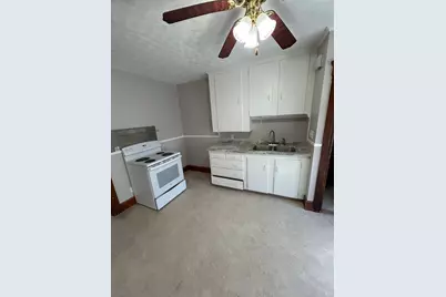 6 Boyden St #1F, Webster, MA 01570 - Photo 2