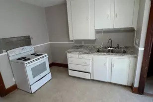 6 Boyden St, Webster, MA 01570 - Photo 2