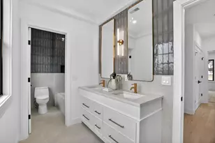 84 East Side Pkwy, Newton, MA 02460 - Photo 24