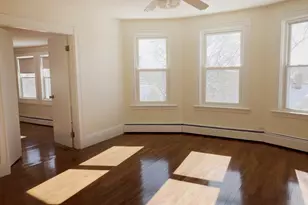 113 Ashland St, Melrose, MA 02176 - Photo 2