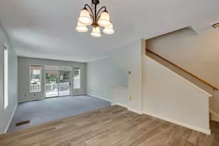 801 Sherwood Forest Ln, Saugus, MA 01906 - Photo 10