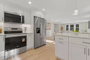 58 Chandler Rd, Andover, MA 01810 - Photo 4