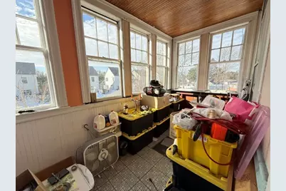 59 Myrtle St, Medford, MA 02155 - Photo 22